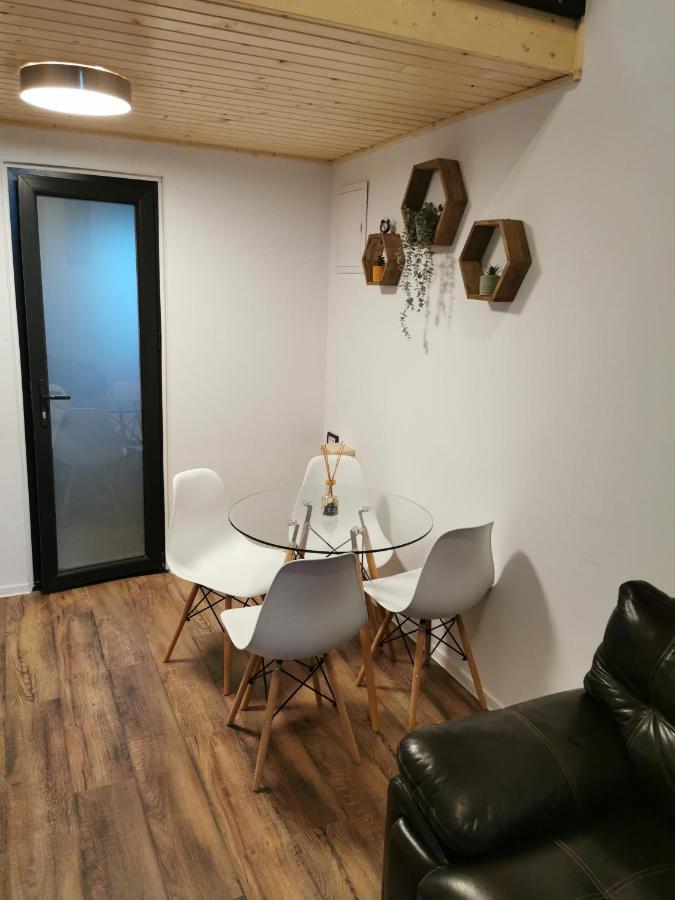 Kopel Haus - Studio - Self Acces Cod Location 巴洛泰什蒂 外观 照片
