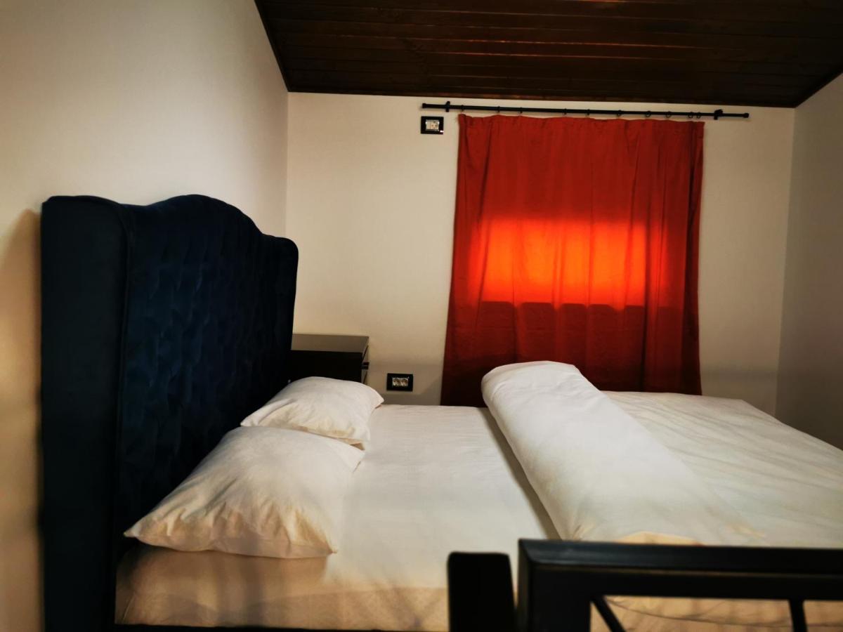 Kopel Haus - Studio - Self Acces Cod Location 巴洛泰什蒂 外观 照片